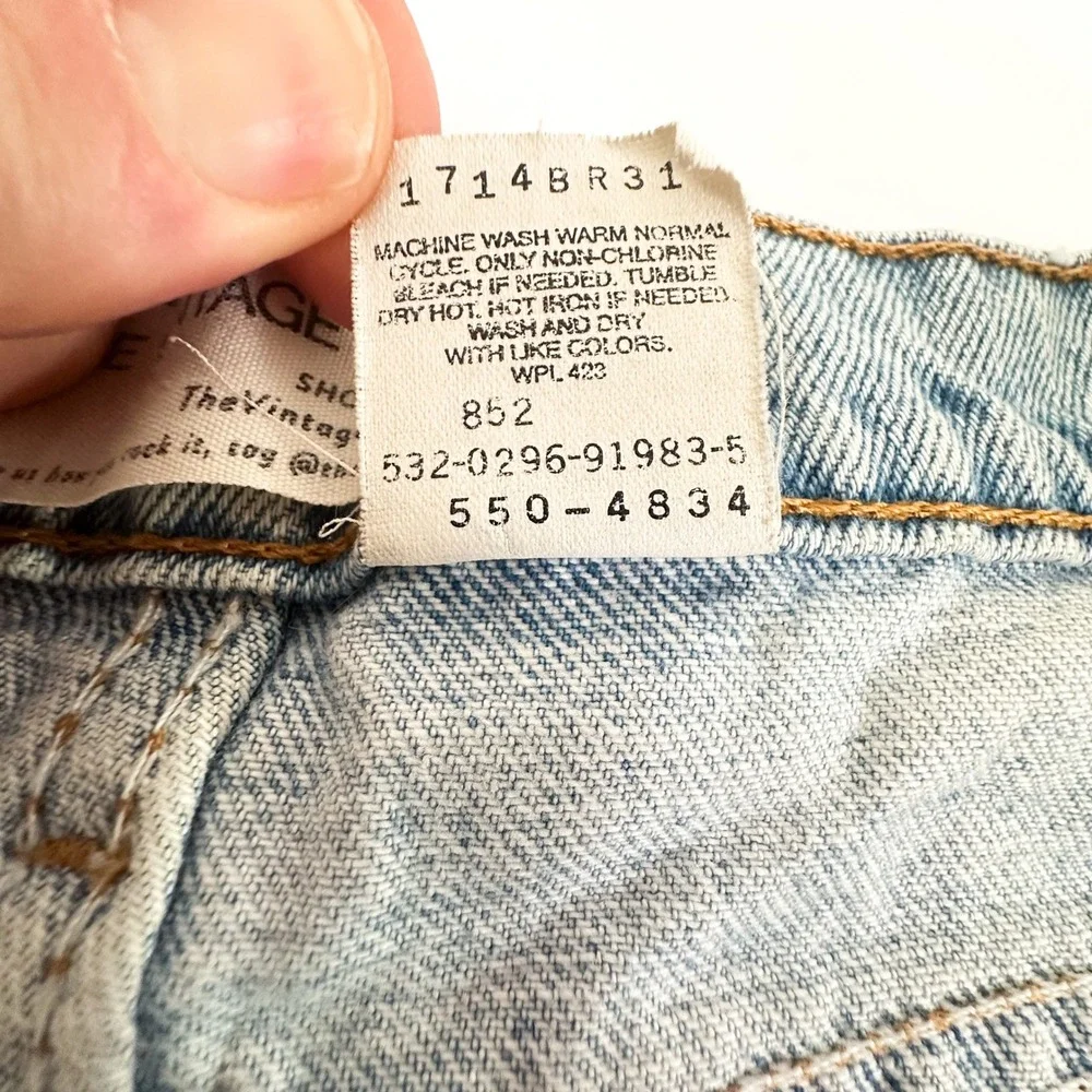 Vintage 90s Levi's 550‎ Tapered Jeans – Made in USA - Best for a size 28/29